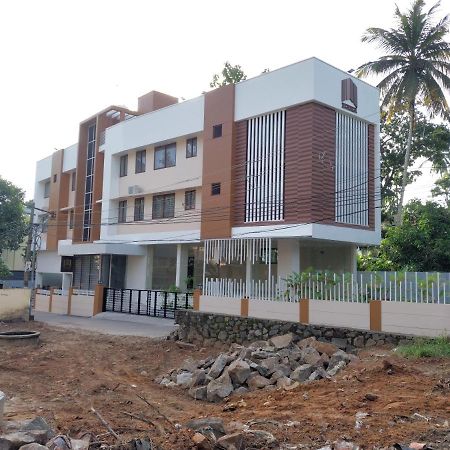 Hotel Mannat Residence Thiruvananthapuram Exterior photo