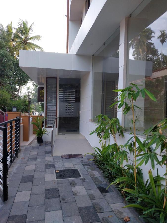 Hotel Mannat Residence Thiruvananthapuram Exterior photo
